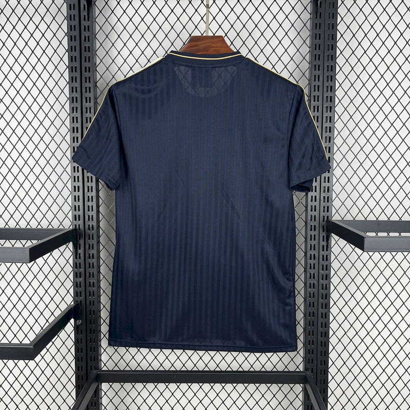 Camisa Juventus Terrace Icons 25/26 - Torcedor Masculina